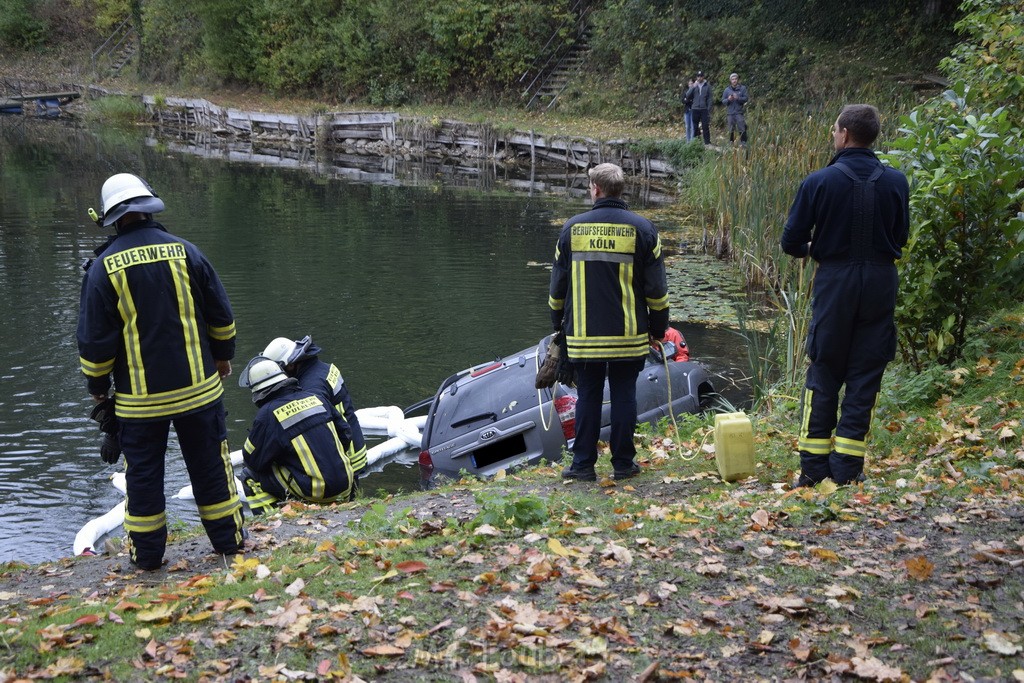 Einsatz BF Koeln PKW im See Koeln Esch P023.JPG - Miklos Laubert